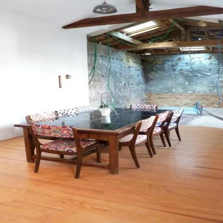 Hébergement de vacances House - Proche Centre Ville, Plage Et Commerces De Proximite, Maison 8 Personnes Avec Terrasse Et Jardin *